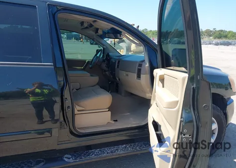 2008 Nissan Titan Le/Se z USA, uszkodzony, nr VIN 1N6BA07D18N345659